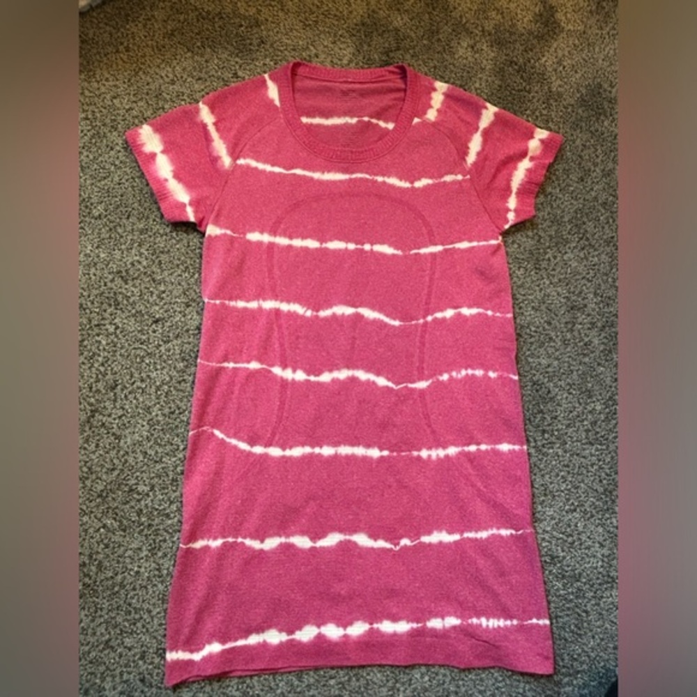 Lululemon Swiftly Tech Short Sleeve